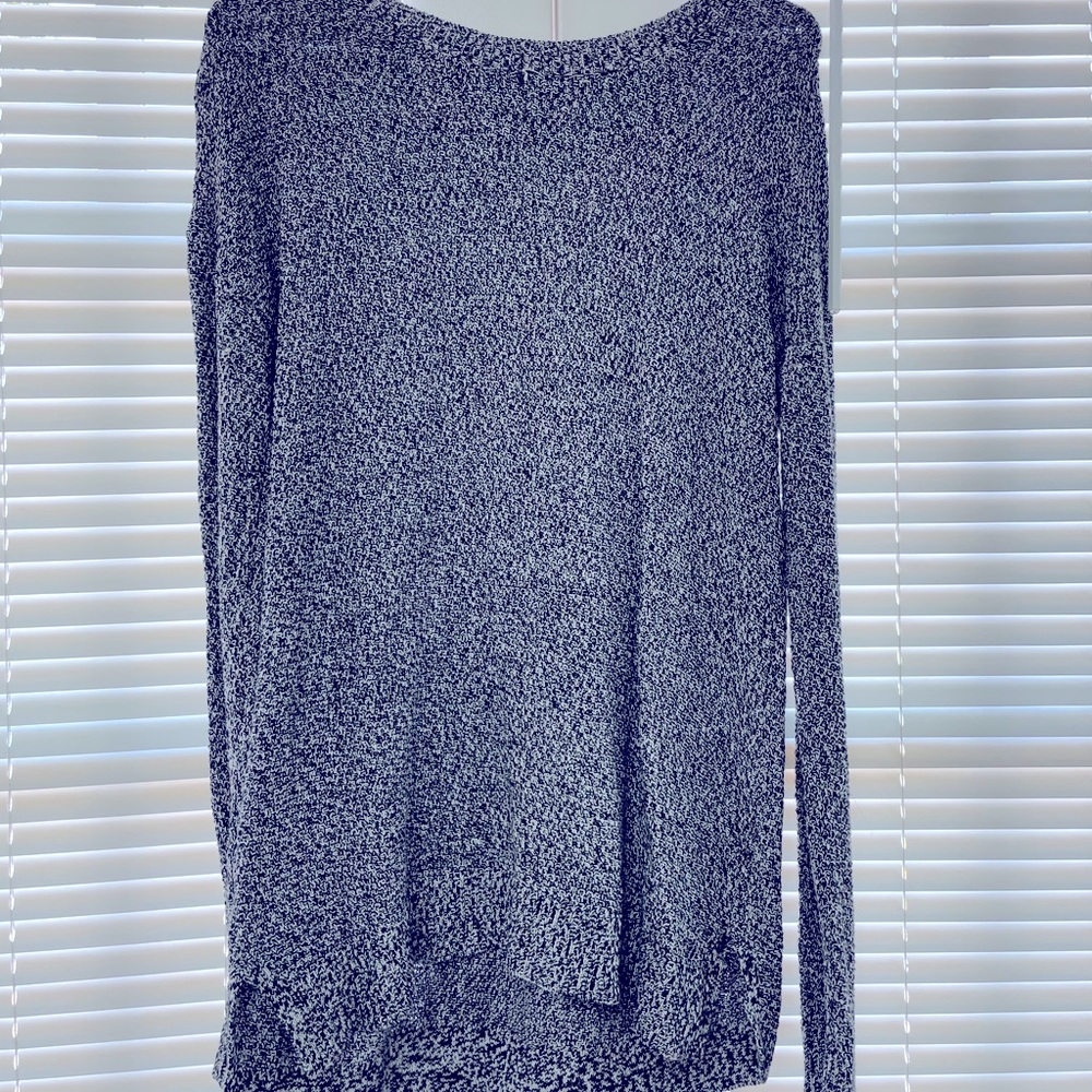 Women’s Long-sleeve Blouse